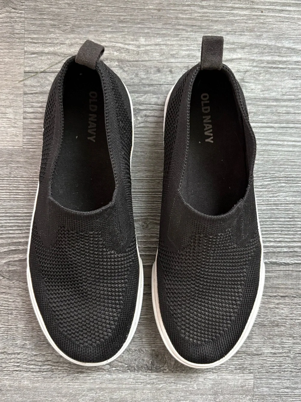 Old Navy Black Slip-On Knit Sneakers. Kids size 1